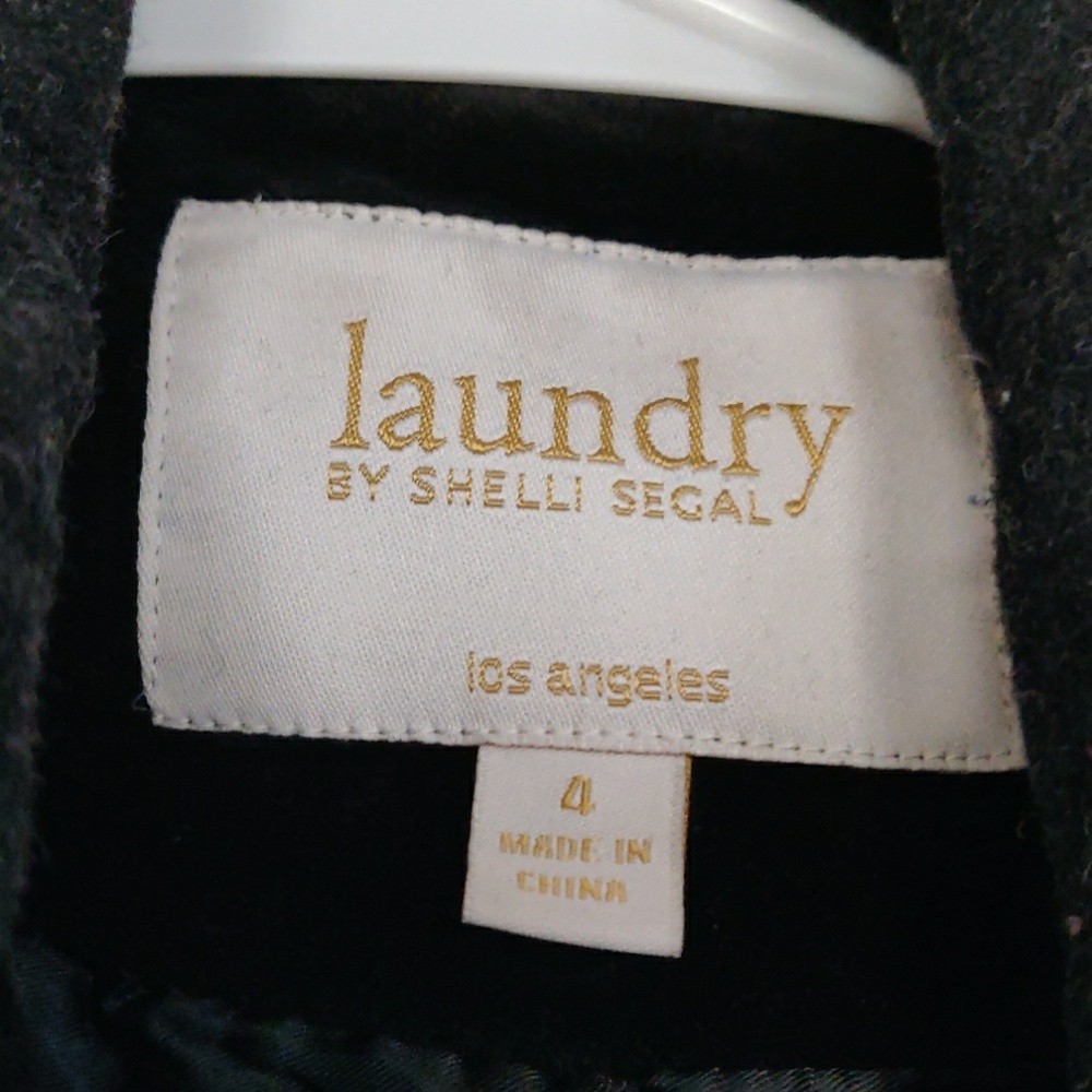 Winter Coat - image 2